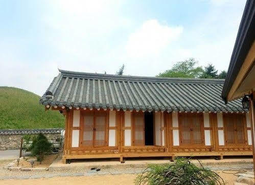 Happy Village Syeobul Guesthouse Gyeongju Exterior foto